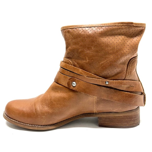 Marc Fisher Rosan Perforated Buckled Ankle Leather Boots Pull On Natural Tan 9.5 - Picture 4 of 17